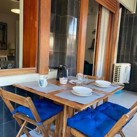 Apartment Esplanade Sea Side - Bicamere Nel Viale Pedonale Grado